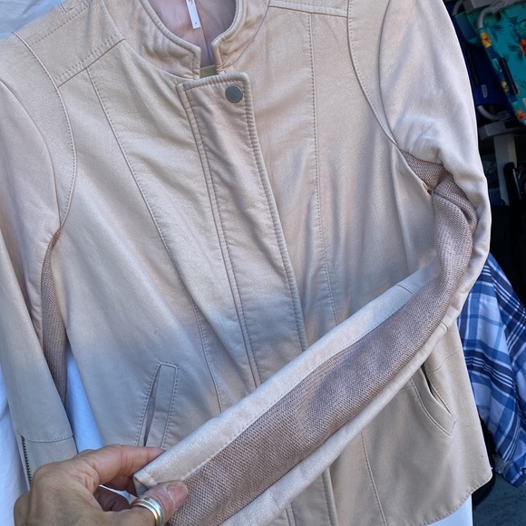 FREE PEOPLE  zip up faux suede in light pink - Picture 2 of 3